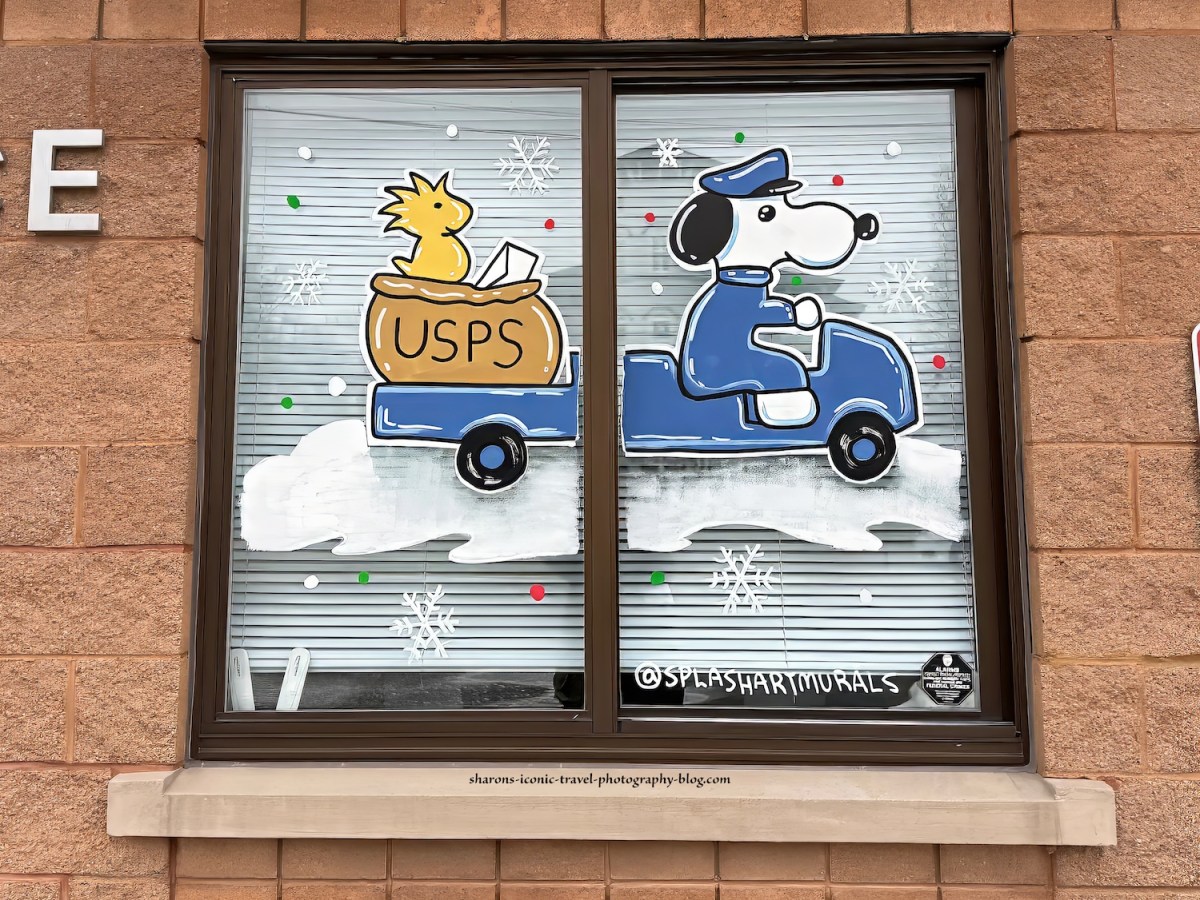 Post Office Holiday&nbsp;Windows